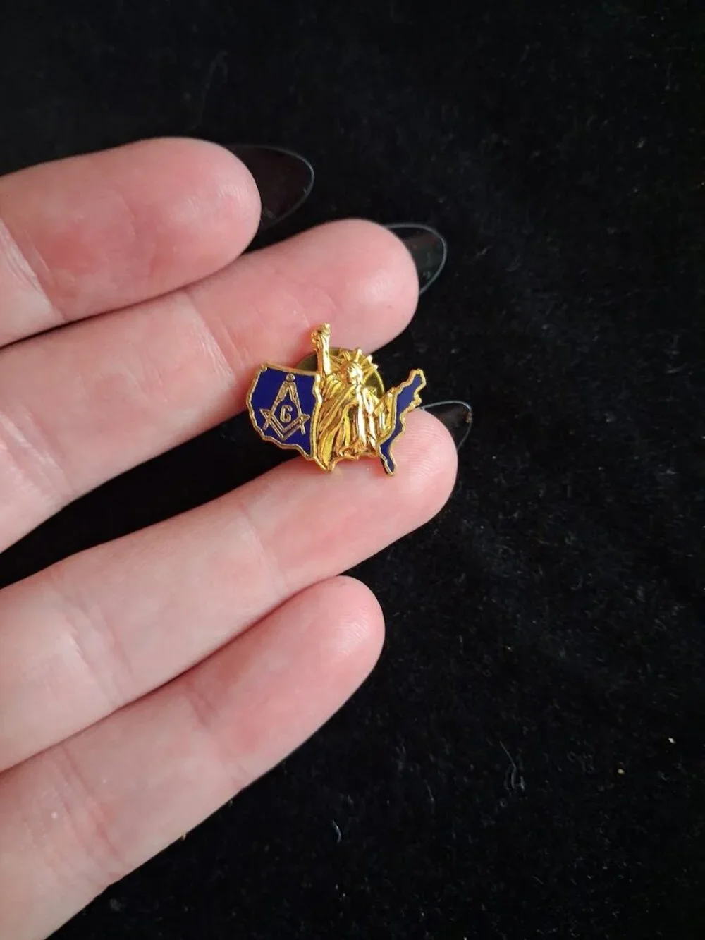 Unique Mason's pin